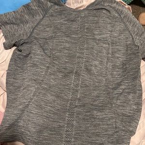 Grey lulu t-shirt